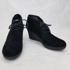 Donald J. Pliner Bootie Women's 6.5 Maka Chukka Suede Boots Wedge Lace-Up Black